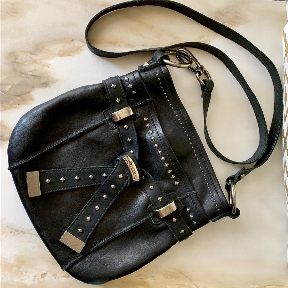 B Makowsky Black Leather Purse 🖤